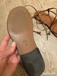 Босоножки кожаные Zara