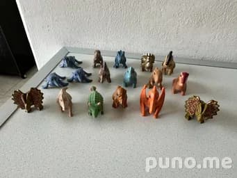 Фигурки динозавры из Kinder