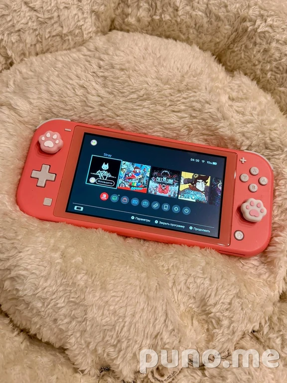 Nintendo Switch Lite Coral