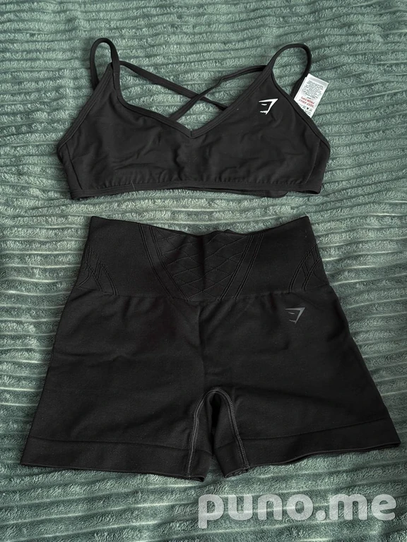 Шорты и топ Gymshark