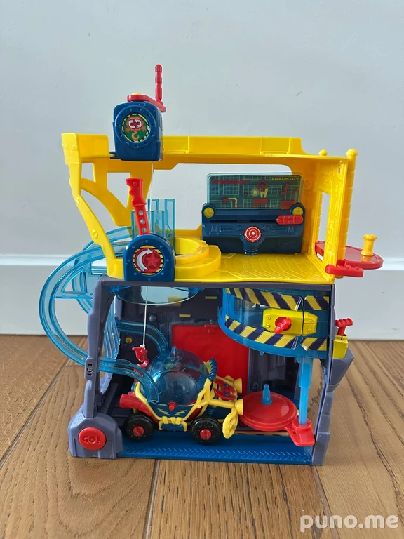 Игрушки Super things и Hot Wheels