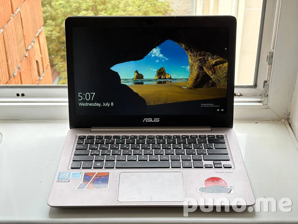 Asus Zenbook UX310UA
