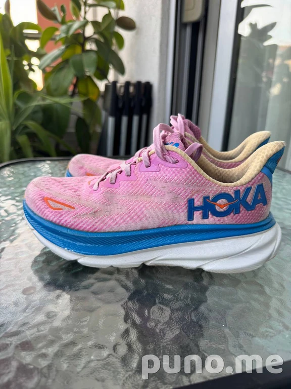 Hoka Clifton 9