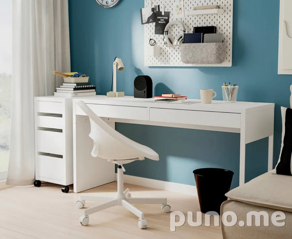 Стол IKEA MICKE