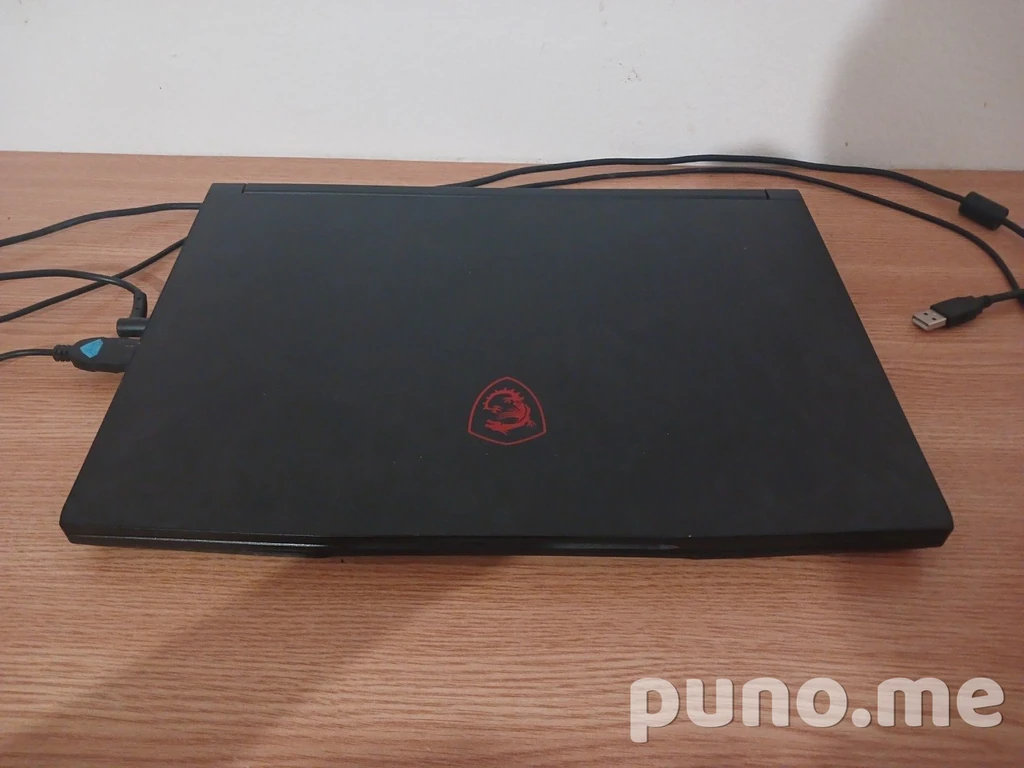 Ноутбук MSI