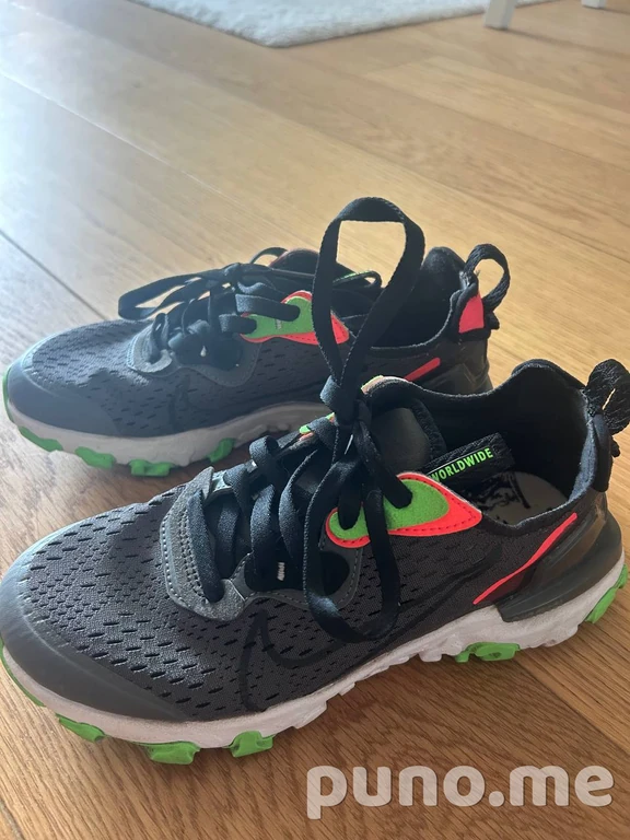 Беговые кроссовки Nike