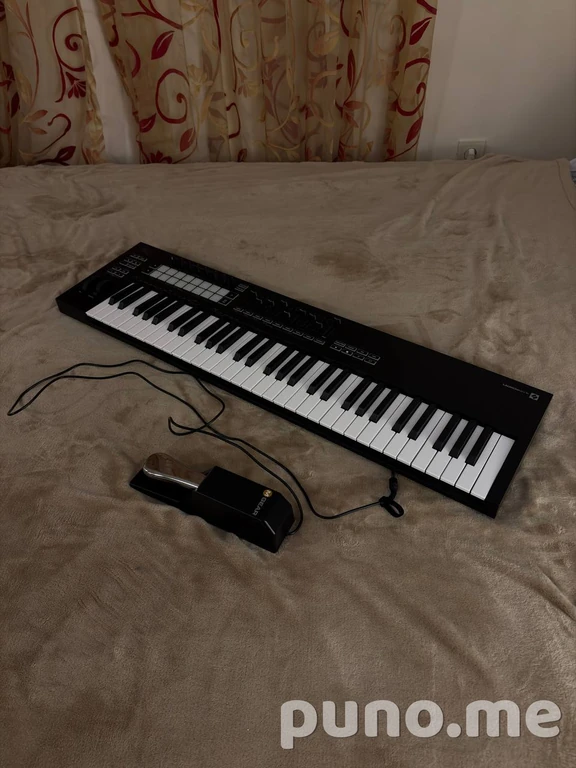 Midi клавиатура Novation Launchkey 61 MK3