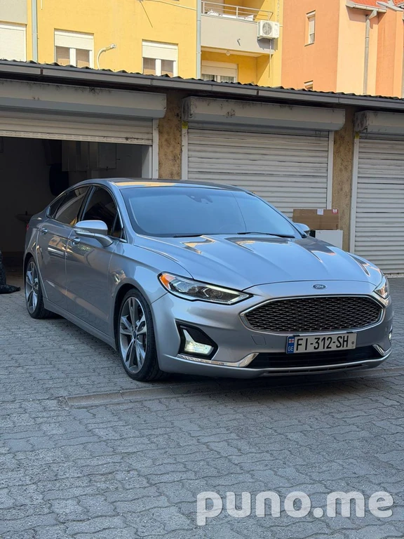 Ford Fusion 2020