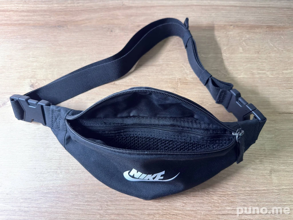 Сумка Nike на пояс