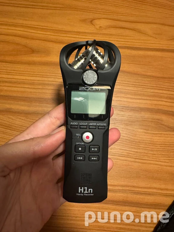 Zoom H1