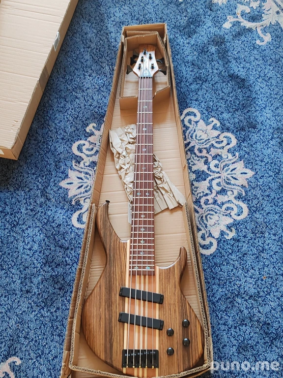 Бас Harley Benton HBZ 2005