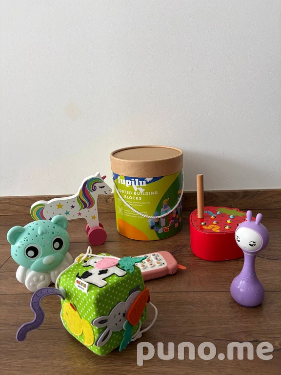 Игрушки