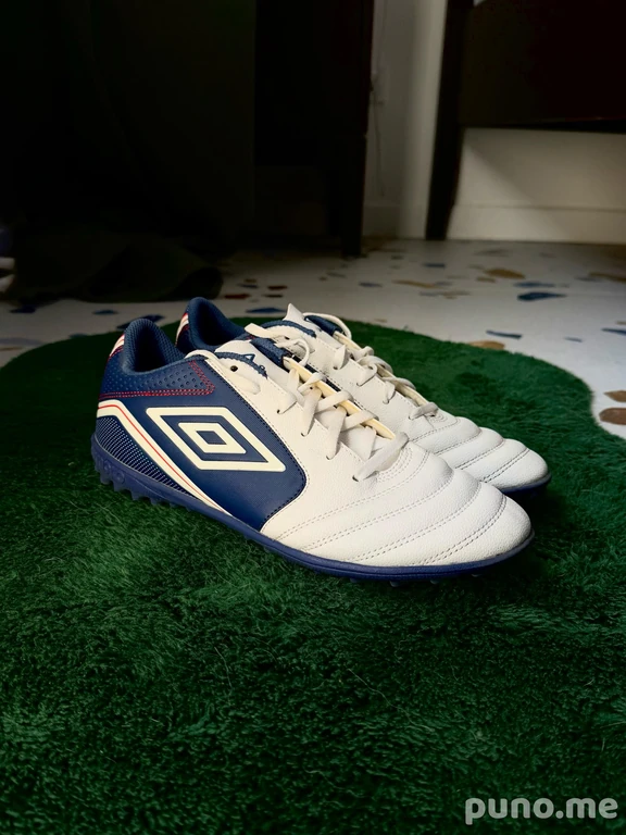 Бутсы Umbro Classico XII TF