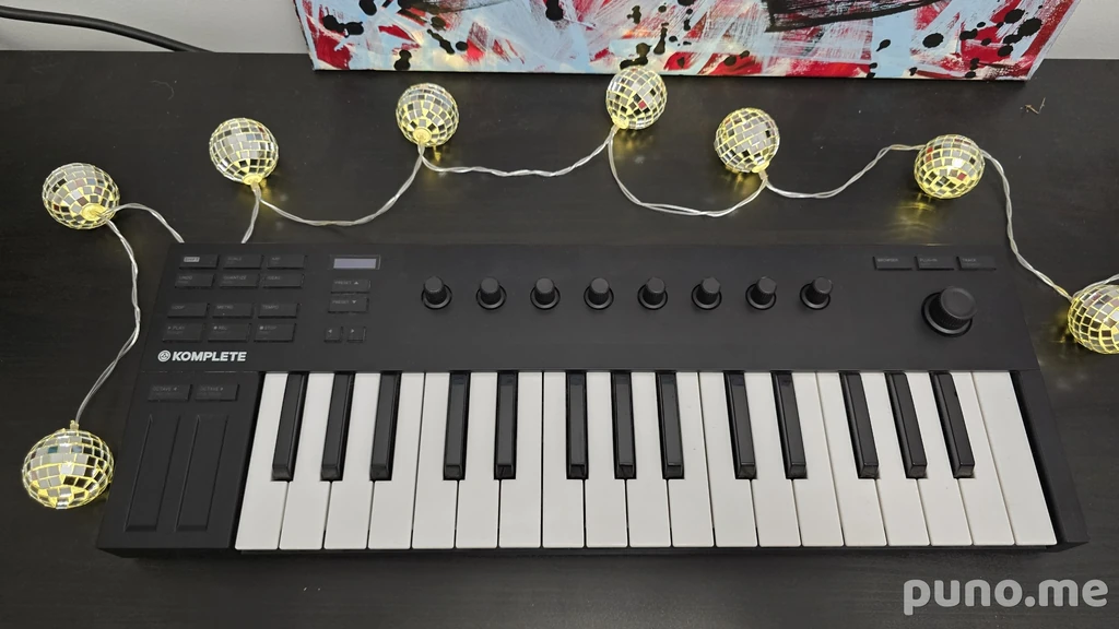 Komplete Kontrol M32