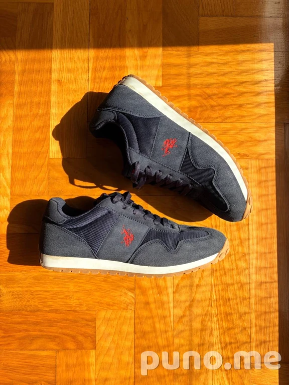 Кроссовки USPA