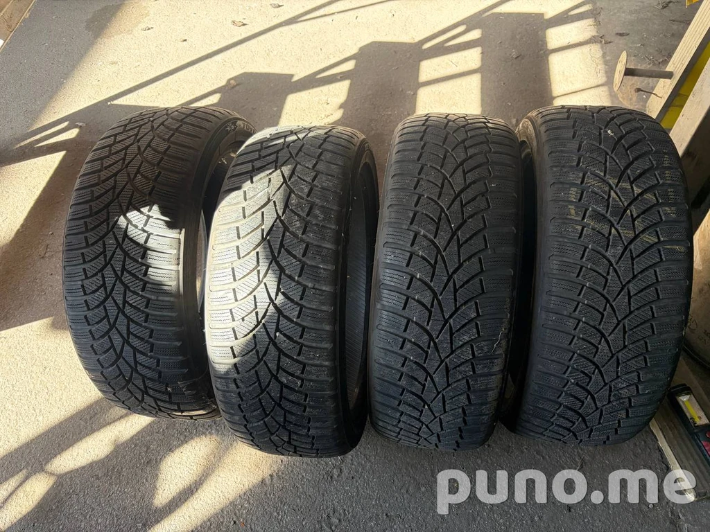 Зимняя резина Toyo Observe S944