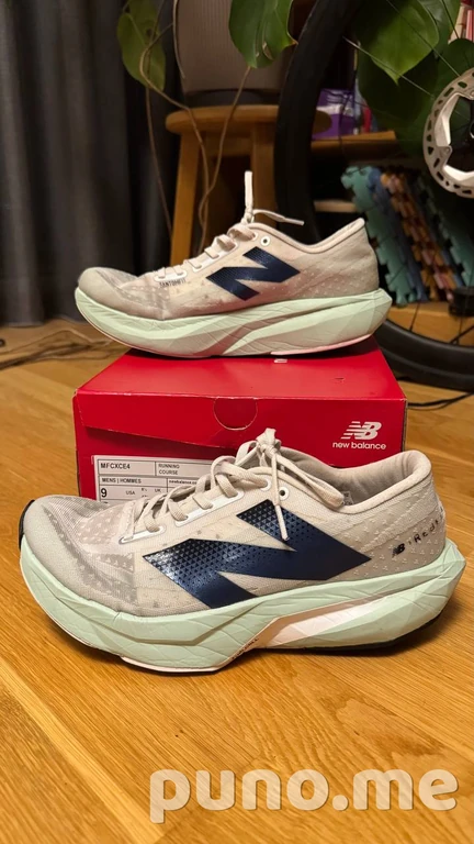 New Balance Rebel 4