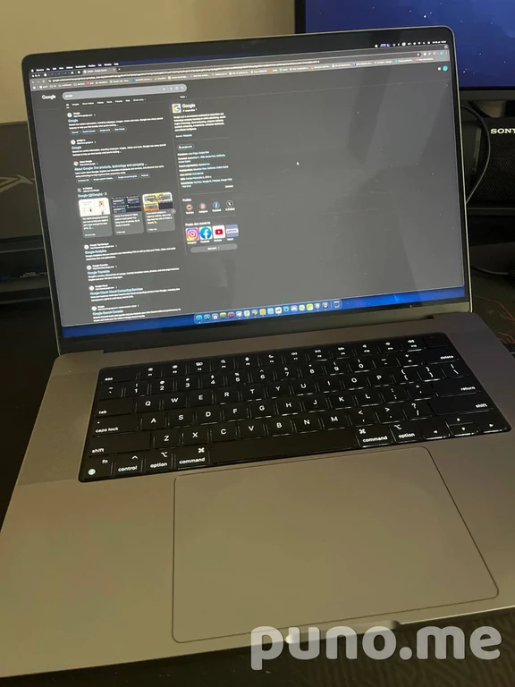 MacBook Pro 16