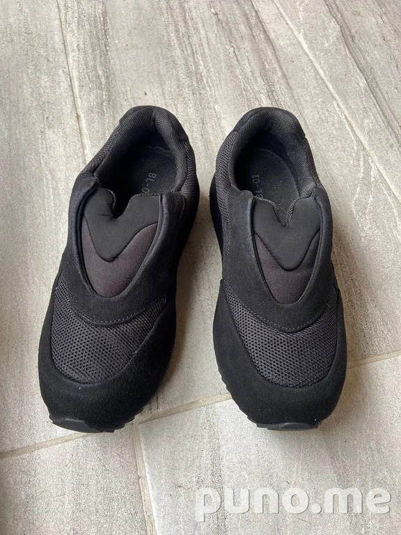 YEEZY BL-01