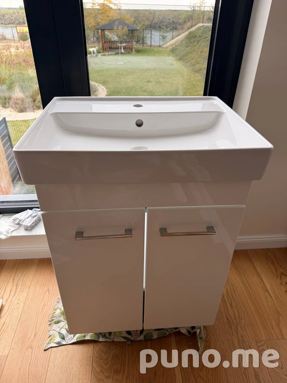 Тумбы с раковинами Villeroy & Boch Collaro