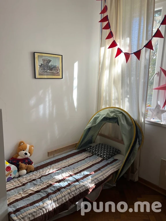 Кровать