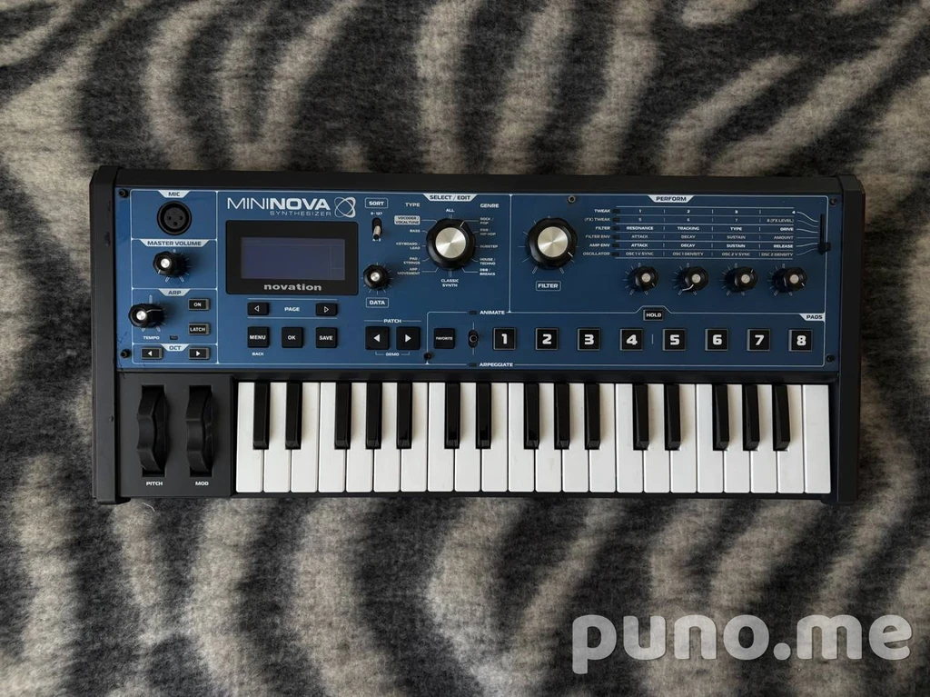 Novation MiniNova