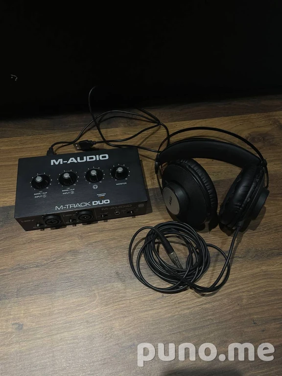AKG K-72