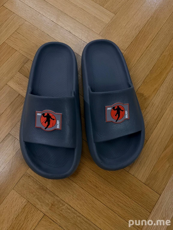 Шлёпанцы мужские