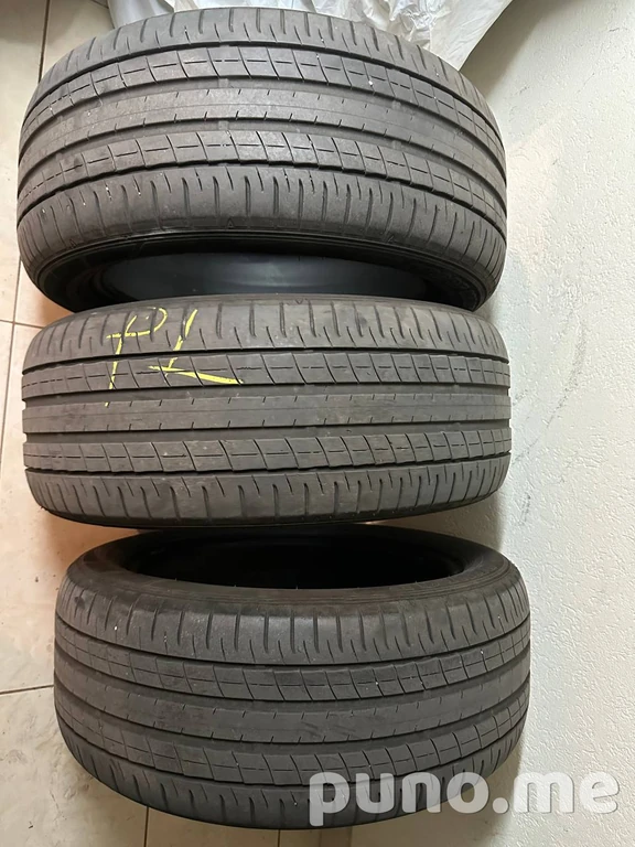 Dunlop SP Sport Maxx 050 225/50/18