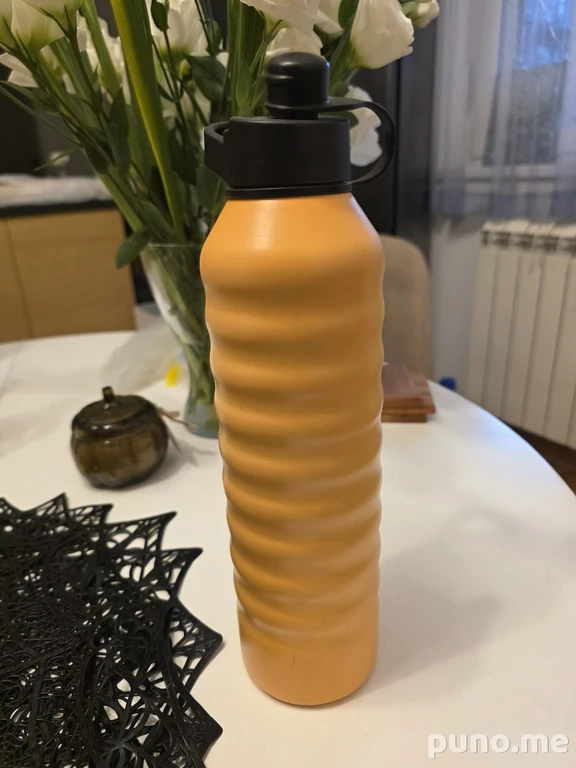 Спортивная бутылка