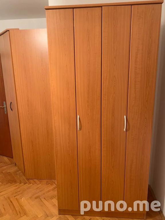 Шкафы, кровать, ящик