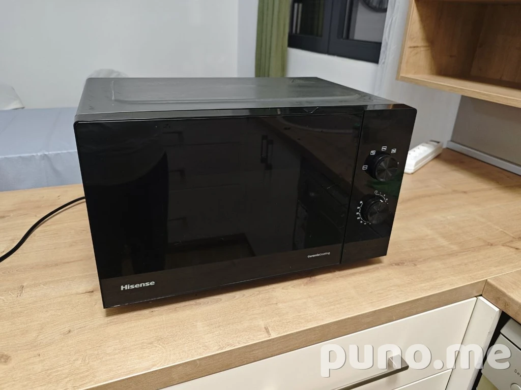 Микроволновка Hisense